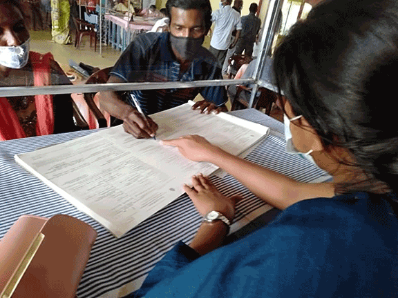 Mobile Service for Issuing Elder Identity Cards